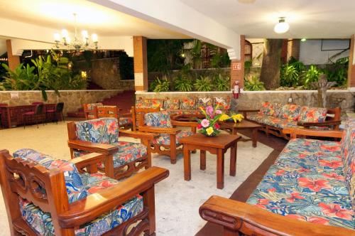 Lobby, Real Bananas All Inclusive in Costa Azul