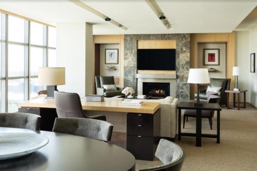 Four Seasons Hotel Silicon Valley at East Palo Alto
