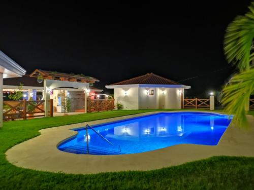 Peldbaseins, Pocri Country Resort in Pedasi