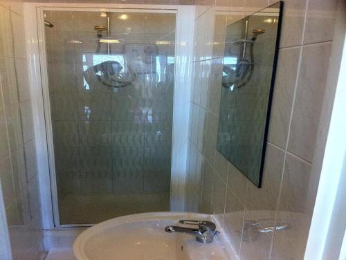 City Inn Express Hotel