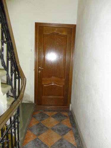 Old City Apartments - image 2