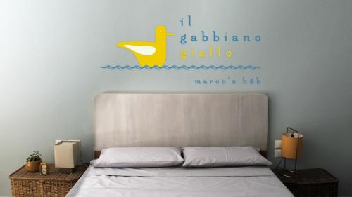  il gabbiano giallo in Fano