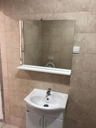Deluxe Double Room (2 Adults + 1 Child) image 3