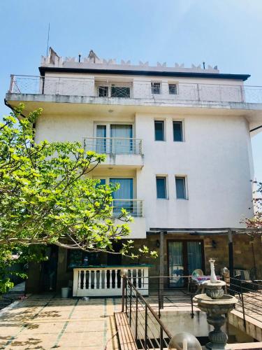Guesthouse in Chernomorets next to Gradina and Sozopol