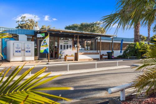 Victor Harbor Holiday Park