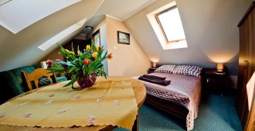 Double or Twin Room - Attic image 10
