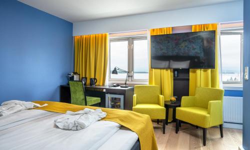 Thon Hotel Moldefjord - image 11