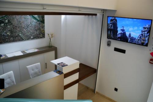 Hostal Sevilla Santa Justa - Adults only - image 9
