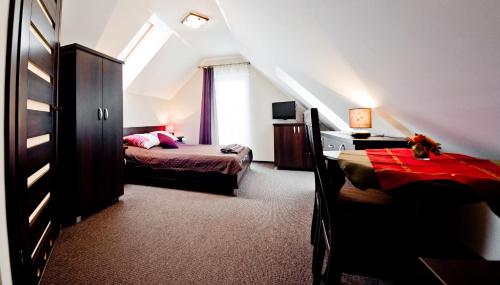 1 queen bed