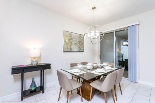 3074 Gatsby Street - image 8