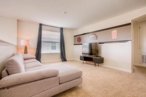 1612 Moon Valley Drive - image 9