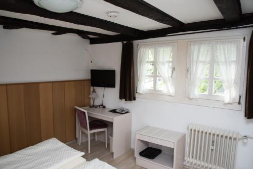 A Hotel Com Haus Sonnenschein Hotel Hennef Deutschland