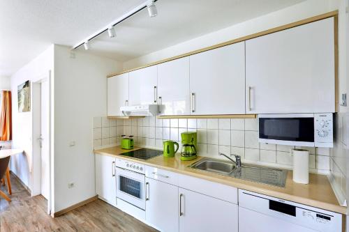 H+ Hotel Ferienpark Usedom - image 3