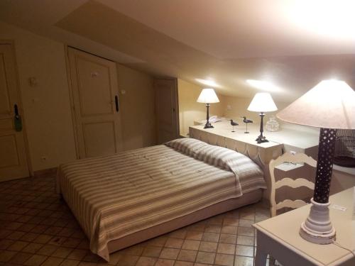 1 queen bed