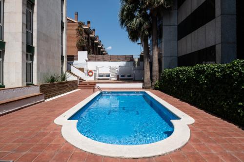 สระว่ายน้ำ, โรงแรมแคททาโลเนียบริสโตร (Catalonia Bristol Hotel) in แซนท์แอนดรูเดลาบาร์คา