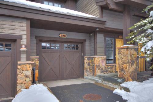 Union Creek Townhomes West – Copper Mountain, CO
