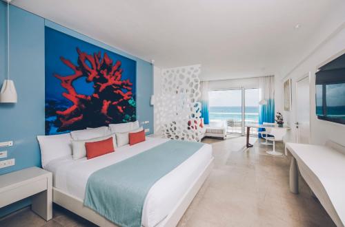 Coral Level at Iberostar Selection Cancun .