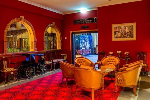 Tesis özellikleri, Ettalong Beach Tourist Resort in Merkez Sahil