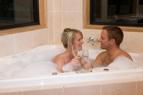 Kupaonica, Springbrook Lyrebird Retreat in Springbrook