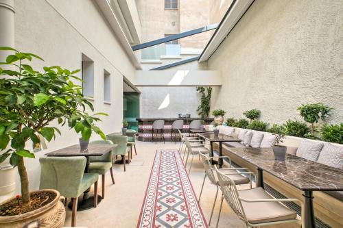 ESTIA BOUTIQUE APARTMENTS - main image