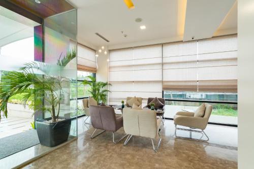 Sugar Business Hotel photo 5