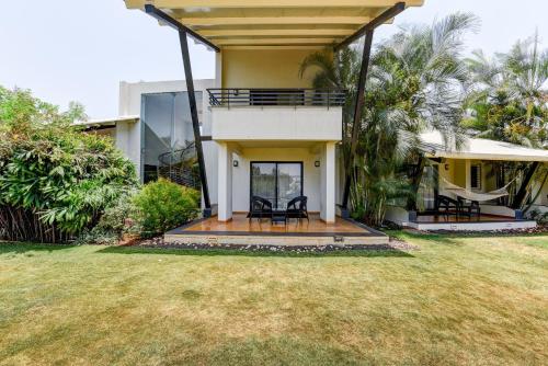 tuin, Regenta Resort Soma Vine Village in Nashik