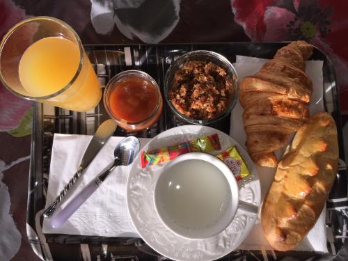 Food and beverages, Apart ManGo in Baie-Mahault