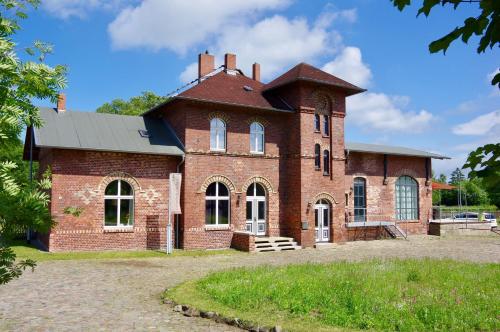 Urlaubsbahnhof - "Stellwerk" in Lauterbach, Deutschland