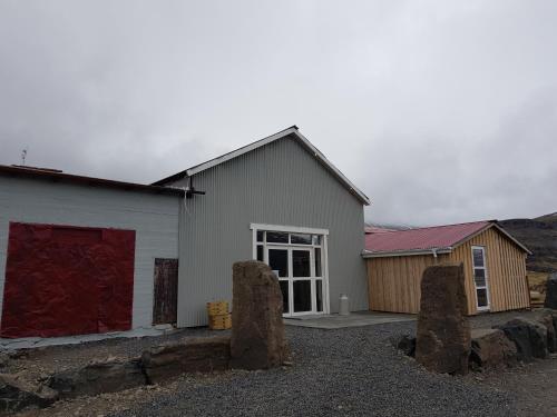 Bragdavellir Cottages - image 8