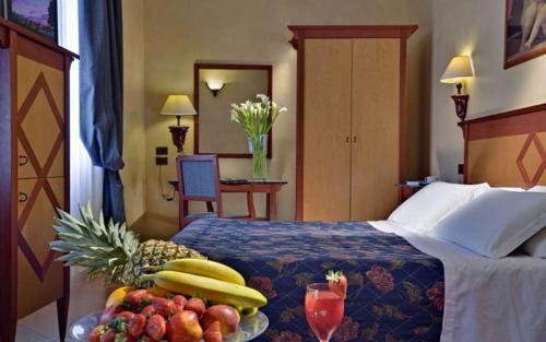 Corona D'Italia - main image