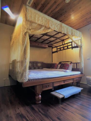 Jiji Village Villa B&B