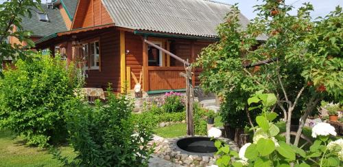 Pavlovskoe Podvorye Guest House with Russian Steam Bath
