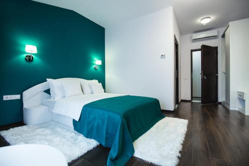 Gorgeous Villa - image 3