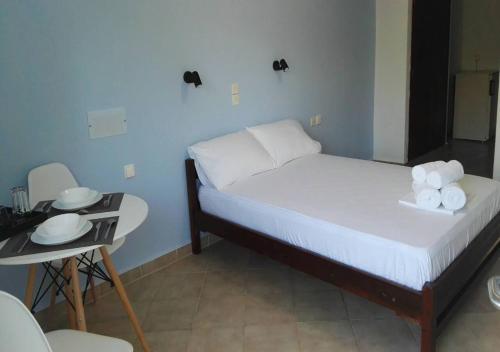 Creta Star Apartments - Tap to explore photos