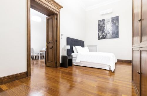 Gramsci Suites - image 7