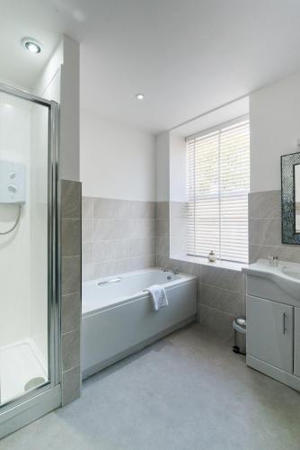 The Swan Hotel - image 3