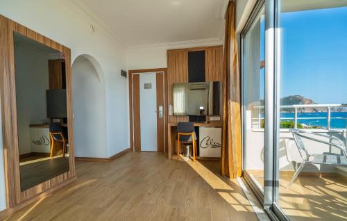 Kleopatra Celine Hotel - image 7