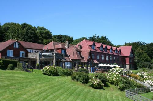 . Sandy Cove Hotel