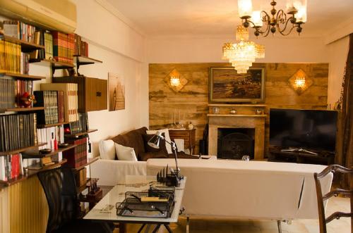  Amazing Athens Suburban Luxury in Athen