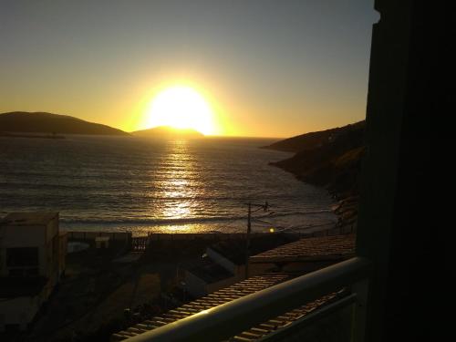Studio Apartment with Sea View image 7