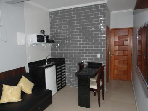 Studio Apartment with Sea View image 6