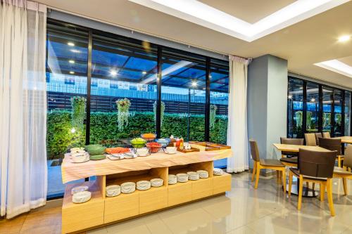 ห้องอาหาร, โรงแรม ลิโวเทล เกษตรนวมินทร์ กรุงเทพ (Livotel Hotel Kaset Nawamin Bangkok) in จตุจักร