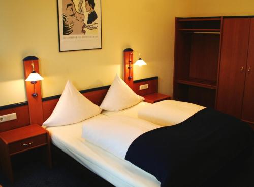 Hotel Goldene Krone - image 14