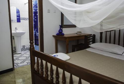 Entebbe Vine Inn