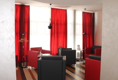 Hotel Kalyna - main image