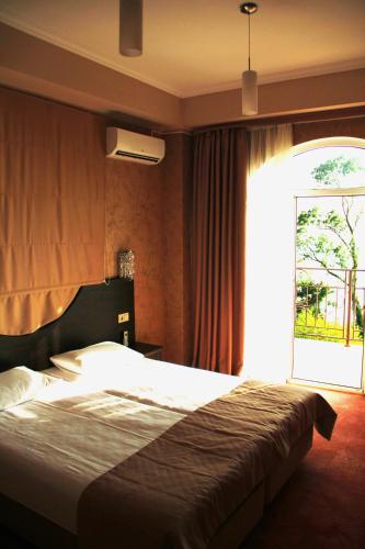 Agama Hotel - image 6