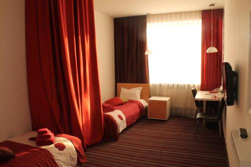 Hotel Kalyna - image 11