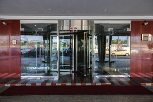 Ramee Royal Hotel - image 7