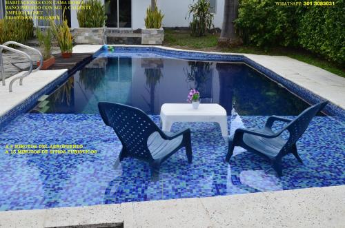 a hotel com chalet piscina privada