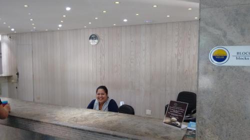 Apartamento com 2 dormitorios e churrasqueira - Praia das Pitangueiras